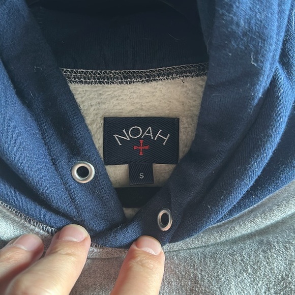 Noah color block hoodie - Picture 3 of 3